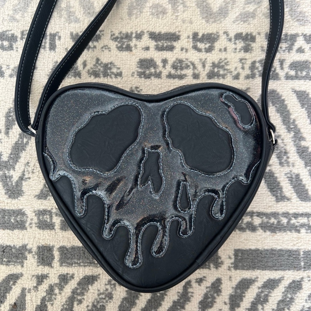 Poison Apple LPS Bag